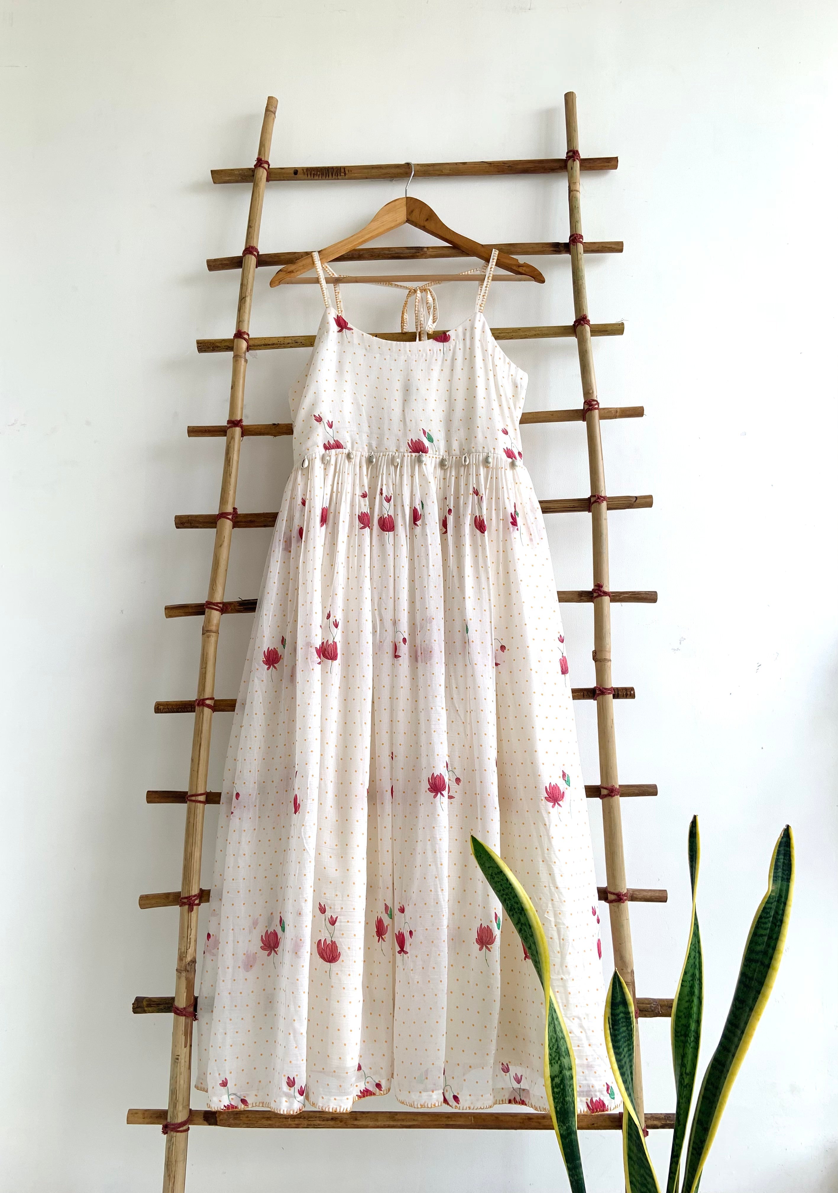 WHITE LOTUS PRINTED KURTA AND DUPATTA SET