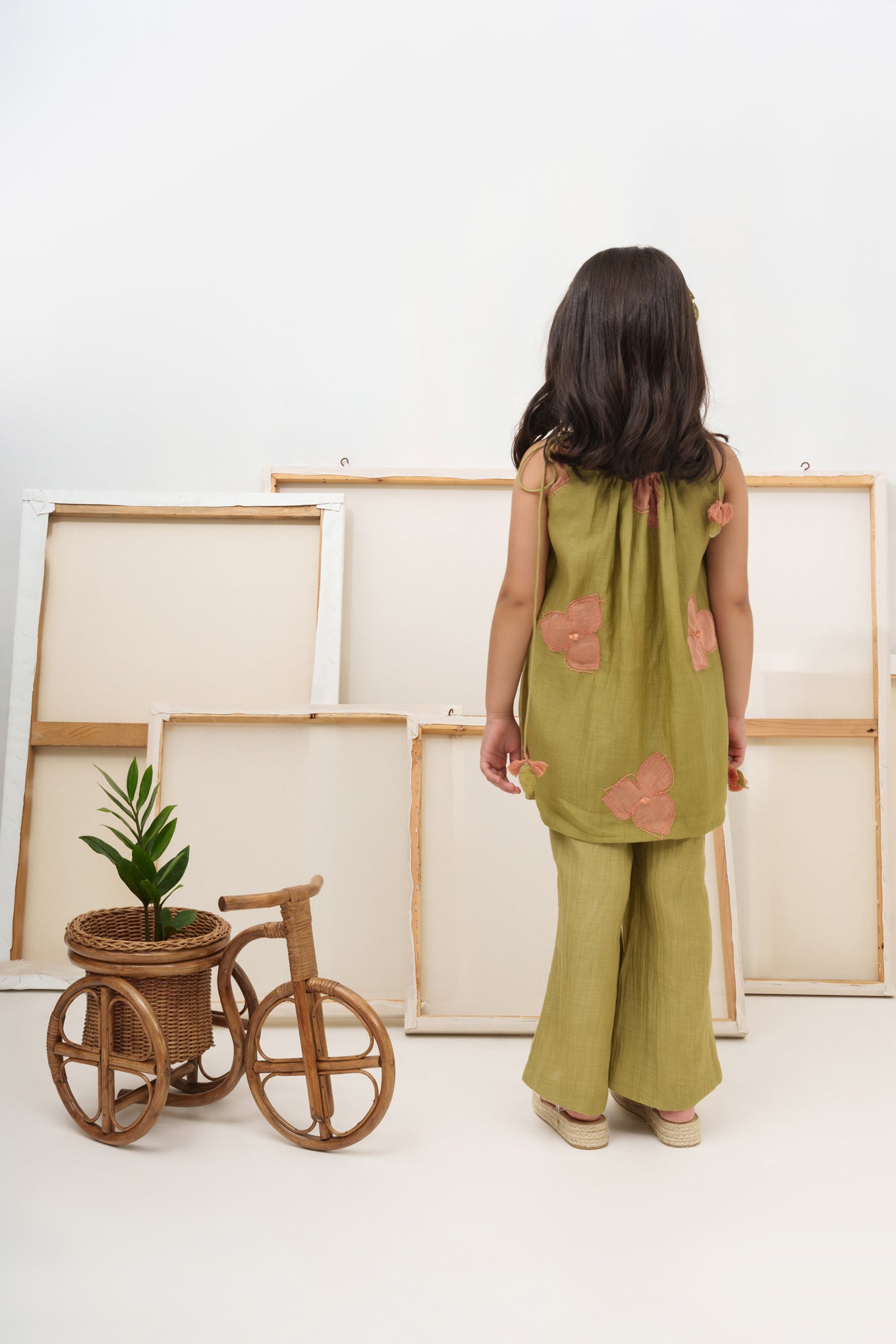 Green chanderi silk hand embroidered girls kurta set