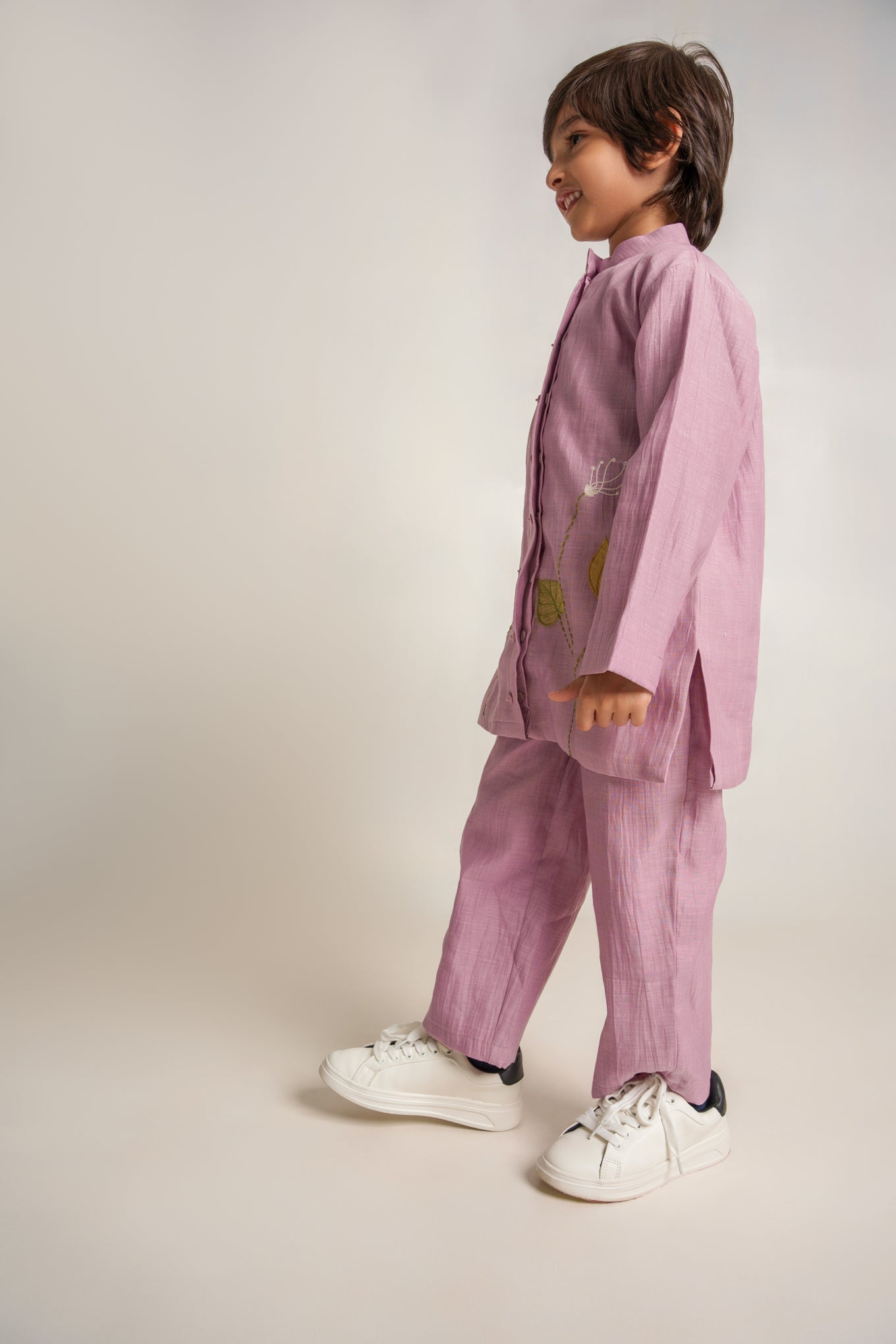 Lavender chanderi silk hand embroidered kurta set
