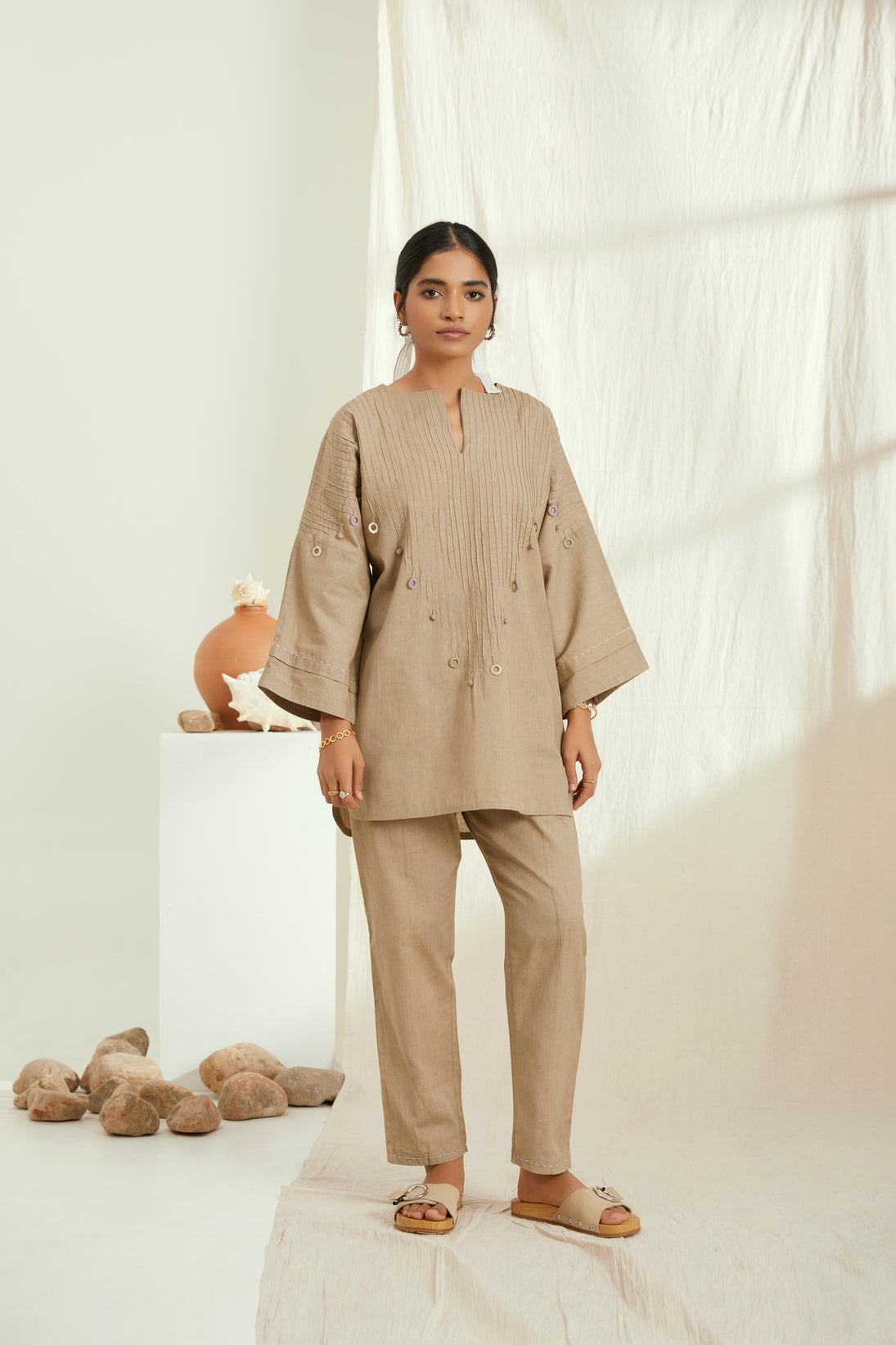 Beige linen short kurta set