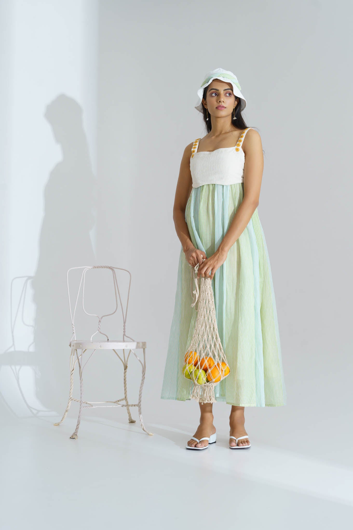 Lazy daisy dress